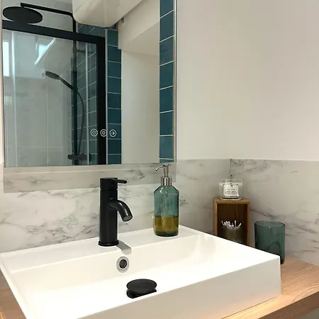 Nomad Διαμέρισμα *